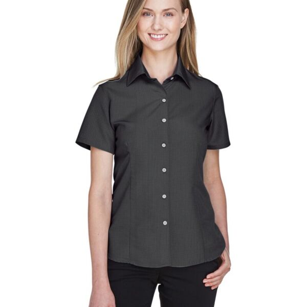 Women's Barbados Textured Camp Shirt Thumbnail
